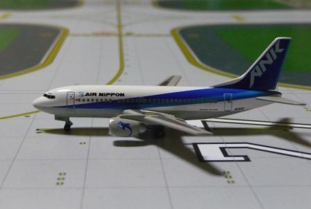 欲しかった！スーパードルフィン（Ｂ７３７-500） モデルプレーン