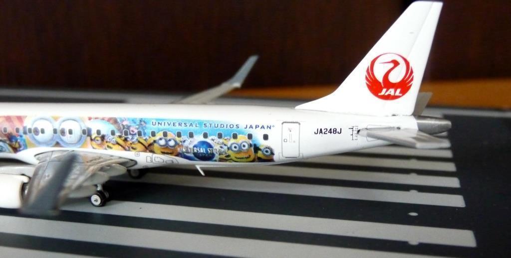 JAL(J-air) エンブラエル190 ミニオンジェット JA248J日本航空 - 航空機