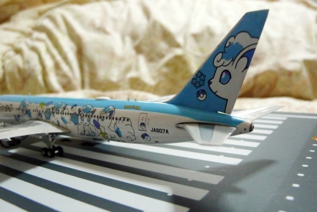 □Phoenix エア・ドゥ B767-300 ロコンジェット AIR DO JA607A 1/400 