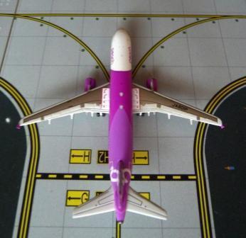 peach航空機モデル 2個セット　A320 1/400 peach航空機モデル 2個セット A320 1/400 peach航空機モデル 2個