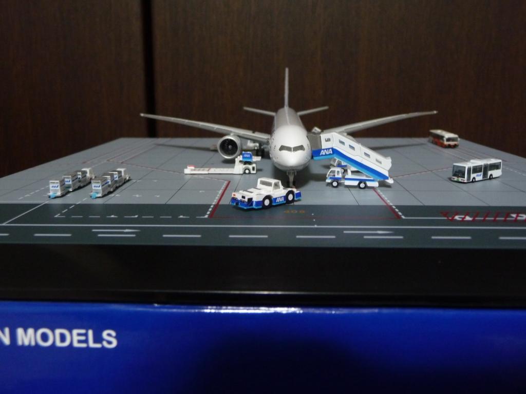 ANA B777-300ER JA784A 初IOJロゴ入りモデル！ GSE